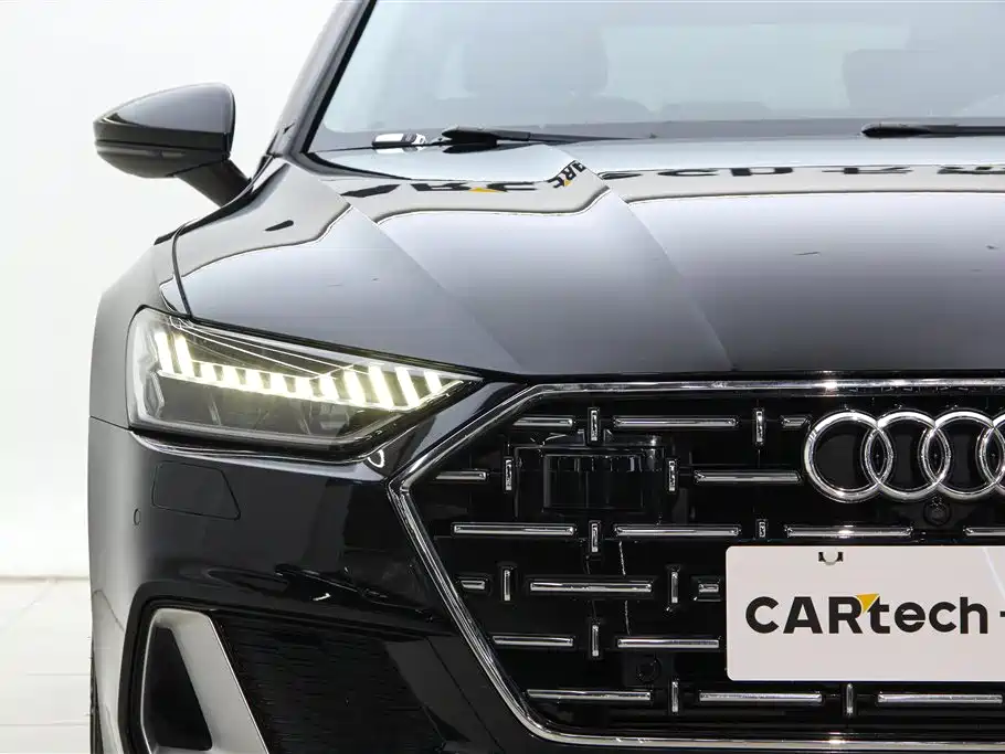Audi A7L 2024 45TFSI S-line Dream Edition Crystal Package фото 10