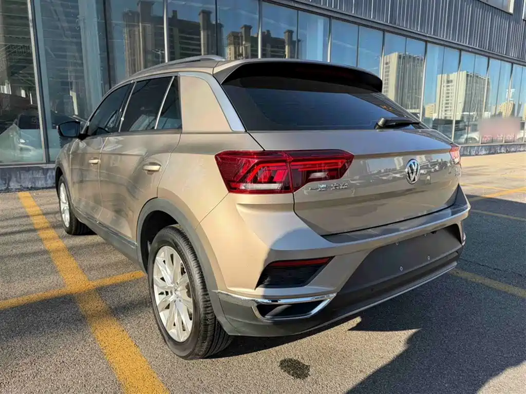 Volkswagen T-ROC 2018 230TSI DSG 2WD Progressive China VI фото 12
