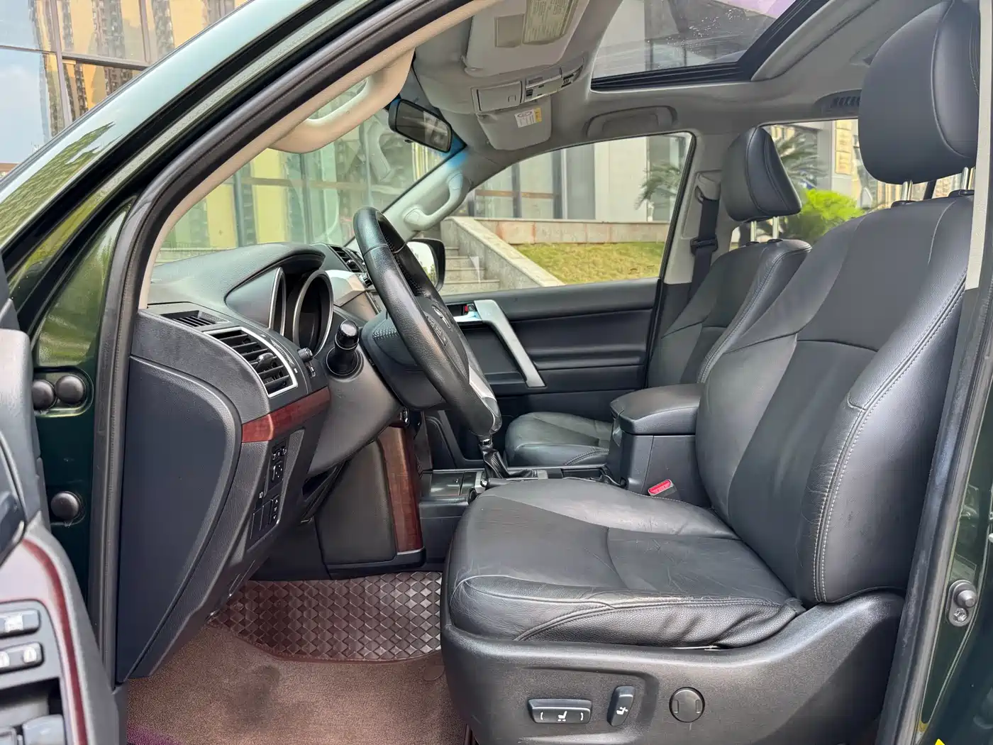 Toyota Prado 2016 3.5L Auto TX-L NAVI фото 4
