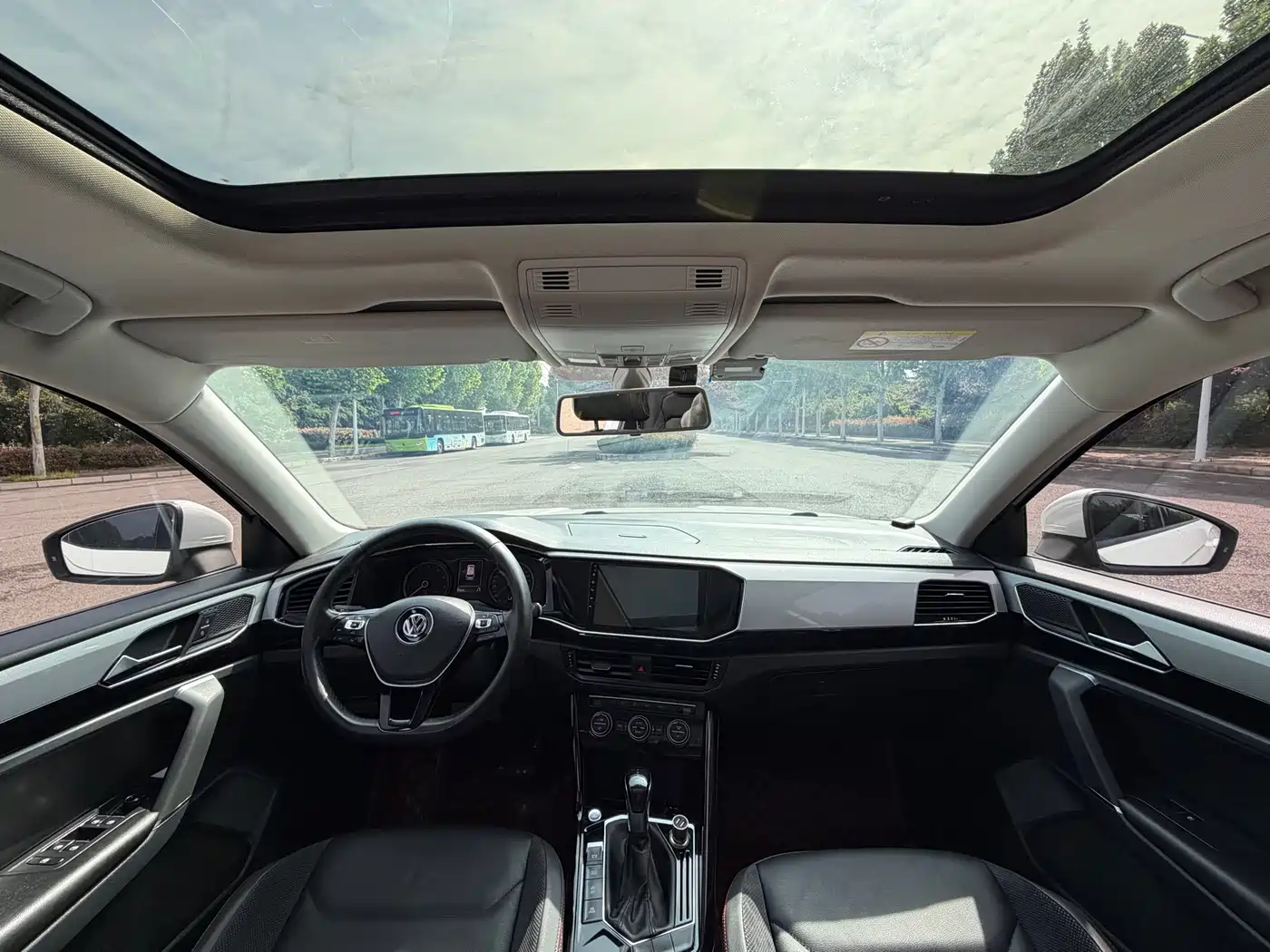 Volkswagen Tayron 2019 330TSI 2WD Luxury China VI фото 5
