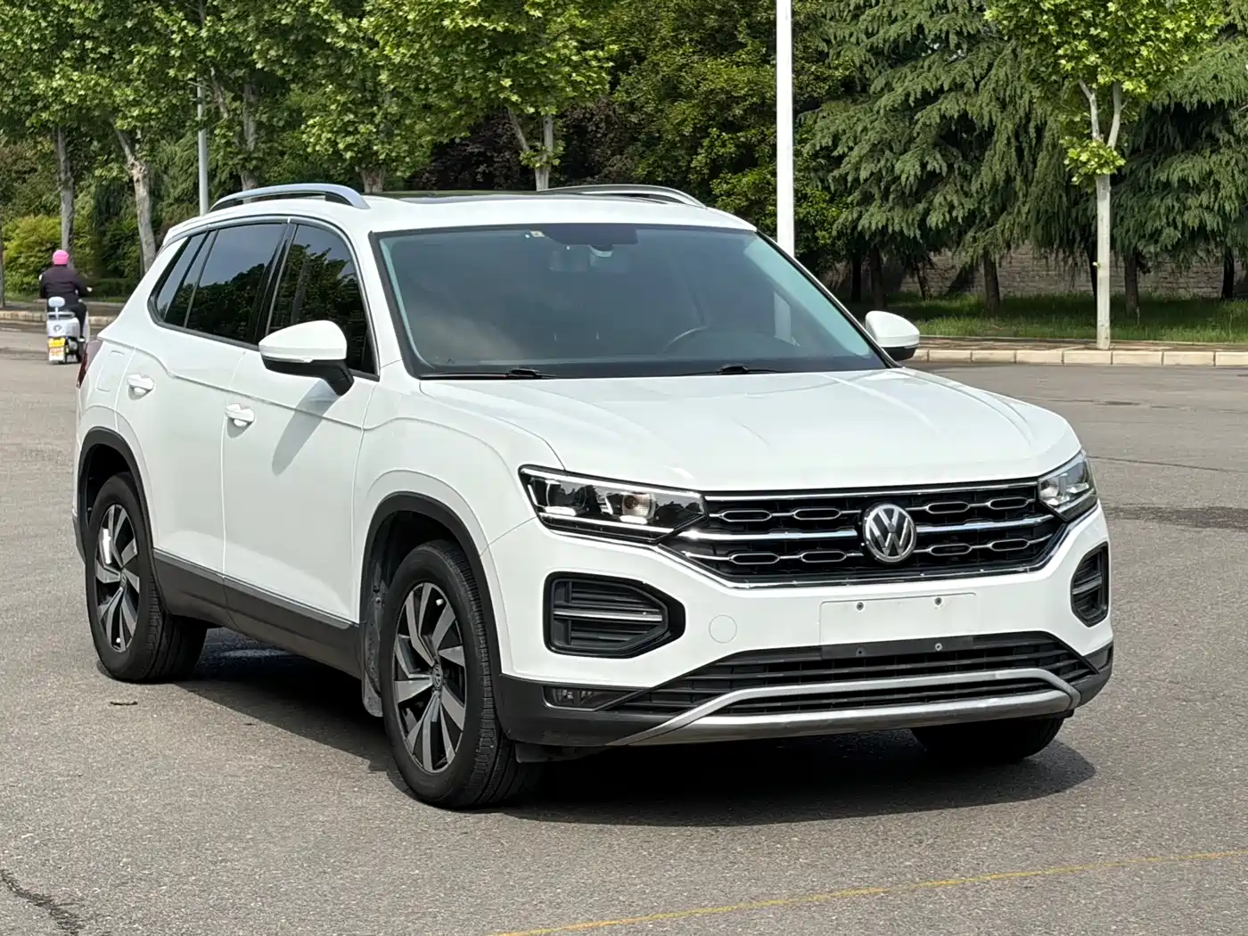 Volkswagen Tayron 2019 330TSI 2WD Luxury China VI фото 3