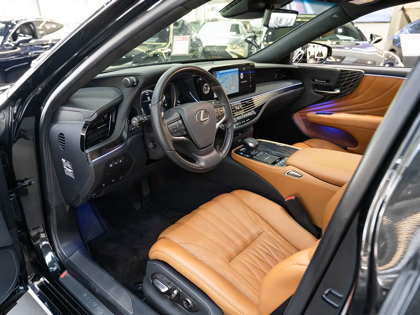 LEXUS LS