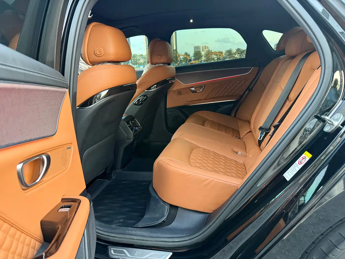 BYD Han 2022 DM-i 121KM Premium Edition фото 7