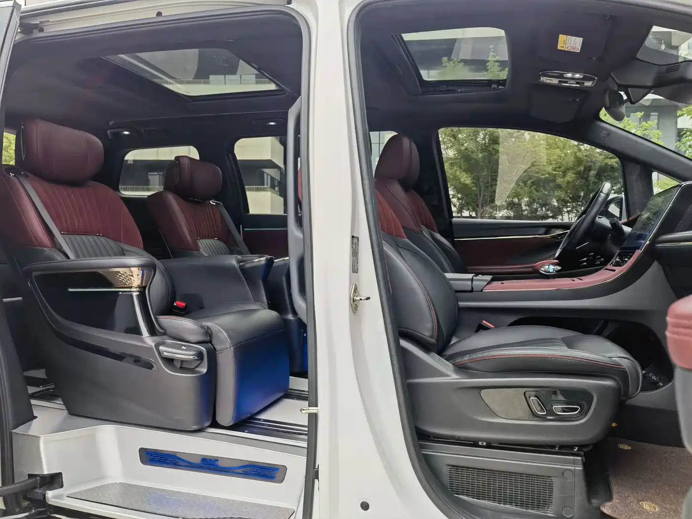 GAC Trumpchi Trumpchi M8 2023 Model Master Series Hybrid Ultimate Edition фото 19