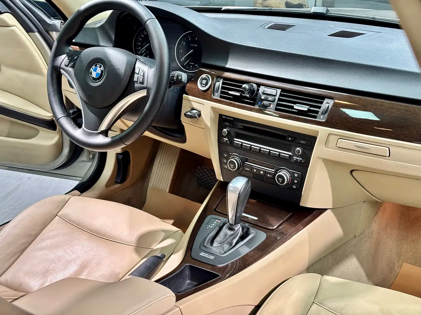 BMW 3 Series 2009 325i Fashion фото 14
