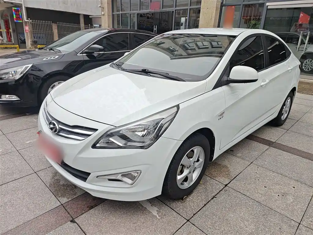 Hyundai Verna 2014 1.4L Automatic Smart GLS