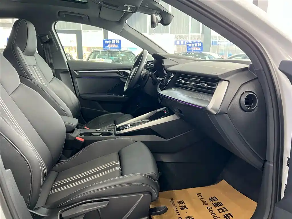 Audi A3 2024 Model A3L Limousine 35 TFSI Fashion Sport фото 23