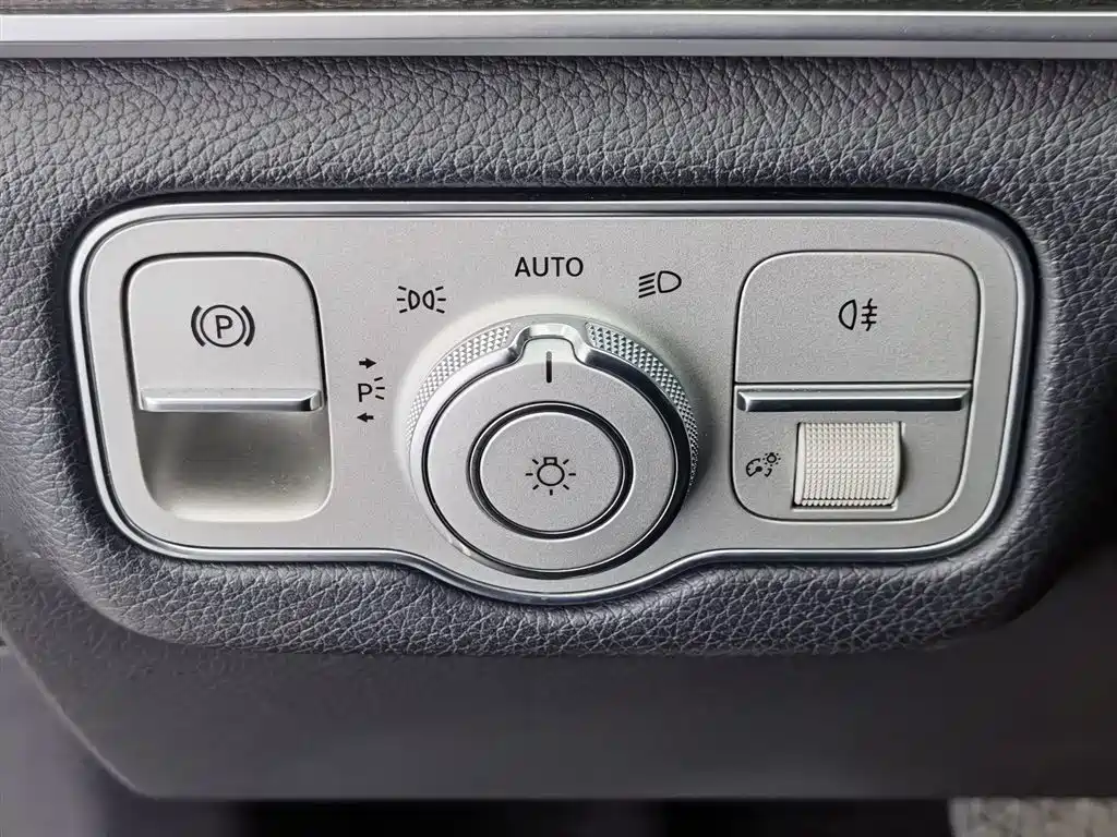 Mercedes-Benz GLE 2020 GLE 350 4MATIC Fashion фото 21