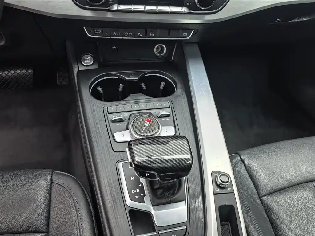 Audi A4L 2019 40 TFSI Fashion (China VI) фото 13