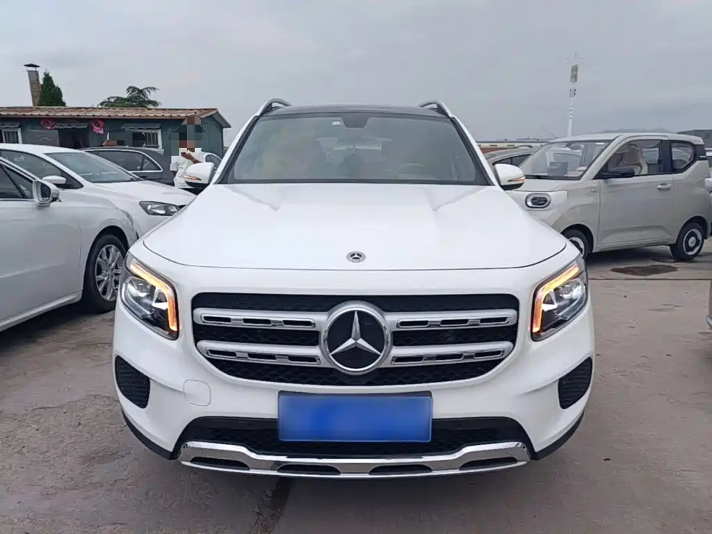 MERCEDES-BENZ GLB