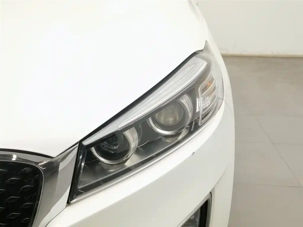 Kia Sorento 2016 Sorento L 2.4L Petrol 4WD Custom 7-seater (China IV) фото 7