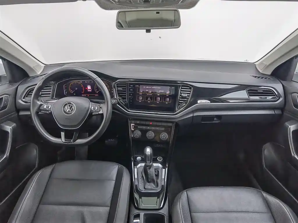 Volkswagen T-ROC 2021 280TSI DSG 2WD Comfort Smart Connect Edition фото 5