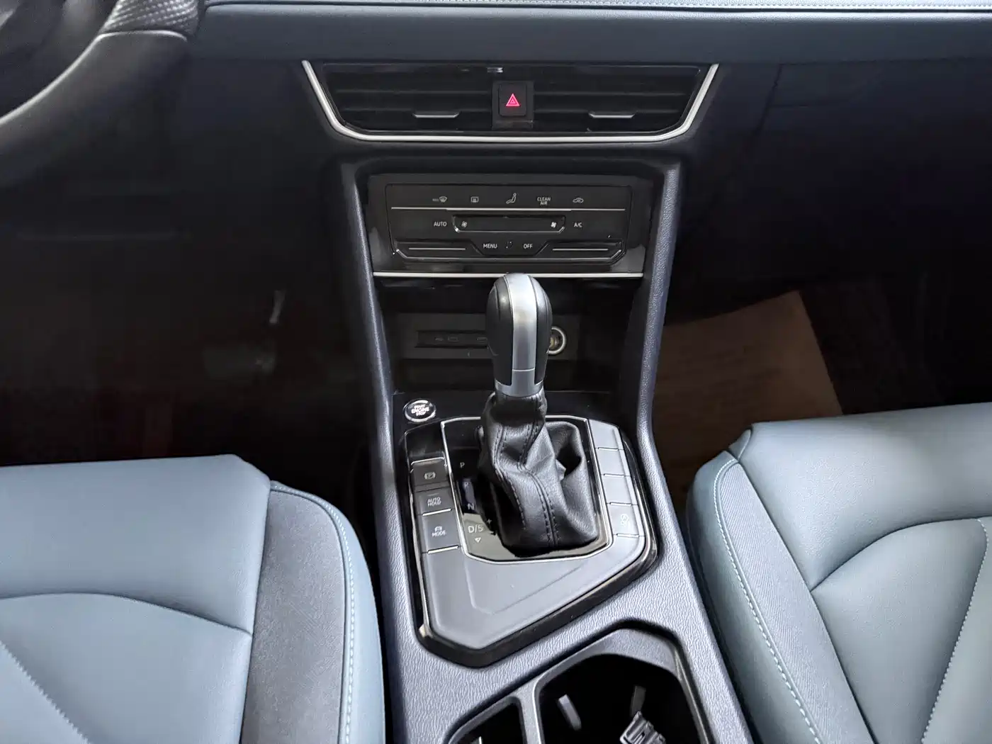 Volkswagen Tharu 2023 300TSI 2WD Full Moon Edition фото 15