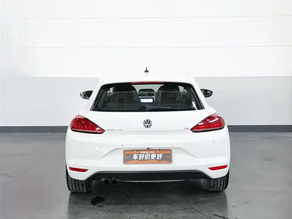 Volkswagen Scirocco 2015 1.4TSI Trend Edition фото 4