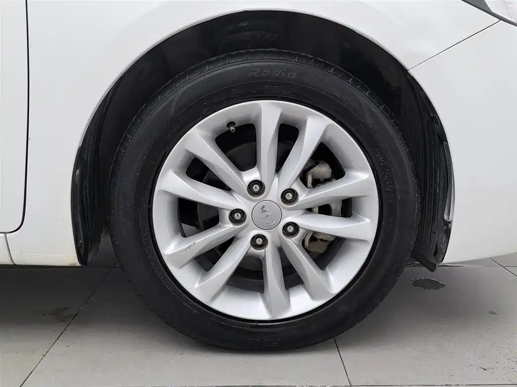Kia K3 2016 1.6L Manual GLS фото 17