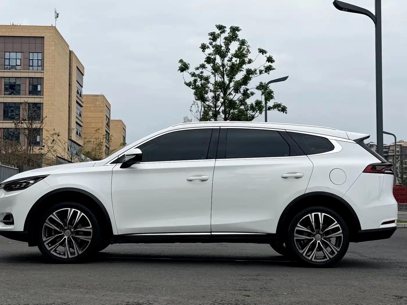 BYD TANG