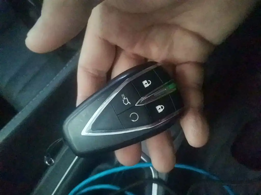 Фото 9 - Changan Eado