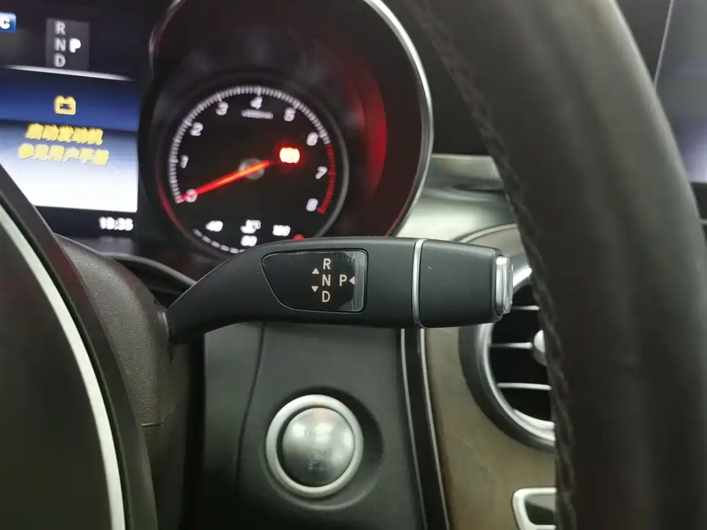 Mercedes-Benz GLC 2018 Facelift GLC 300 4MATIC Dynamic фото 13