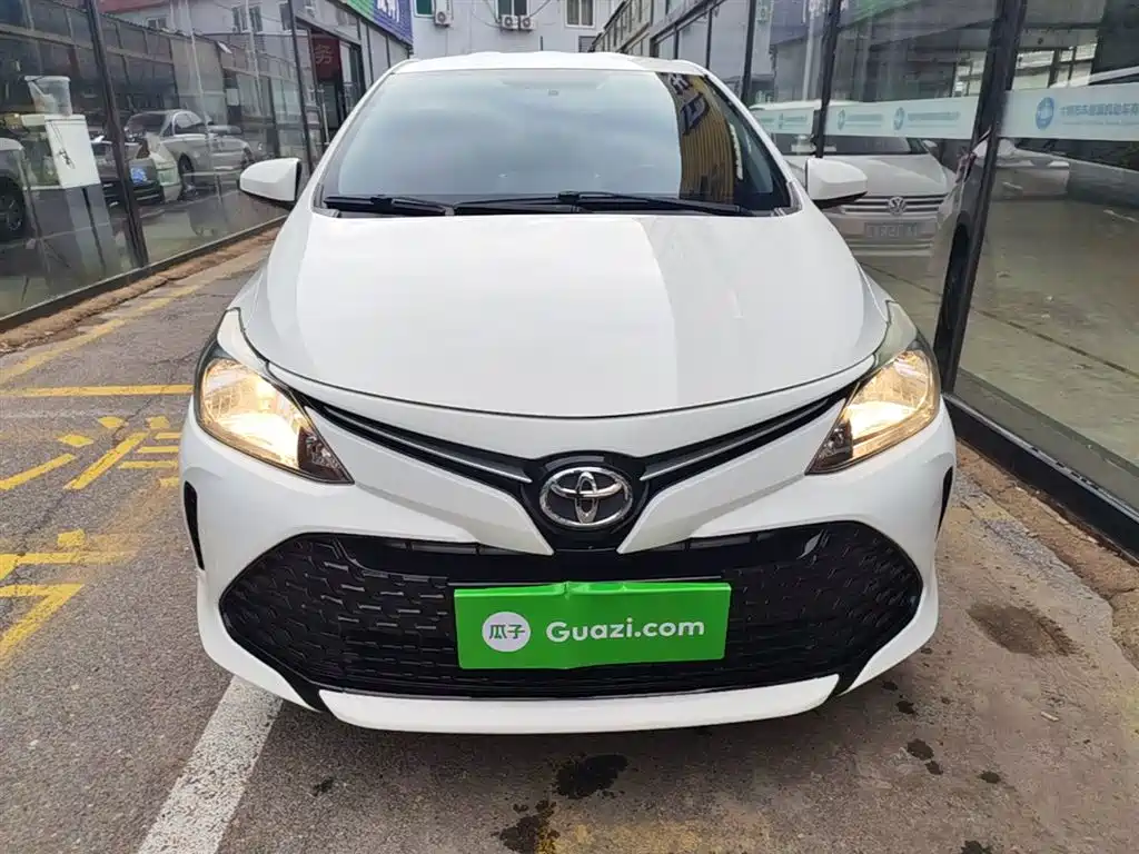 Toyota Vios FS 2017 1.5L CVT Fengchi Edition фото 3