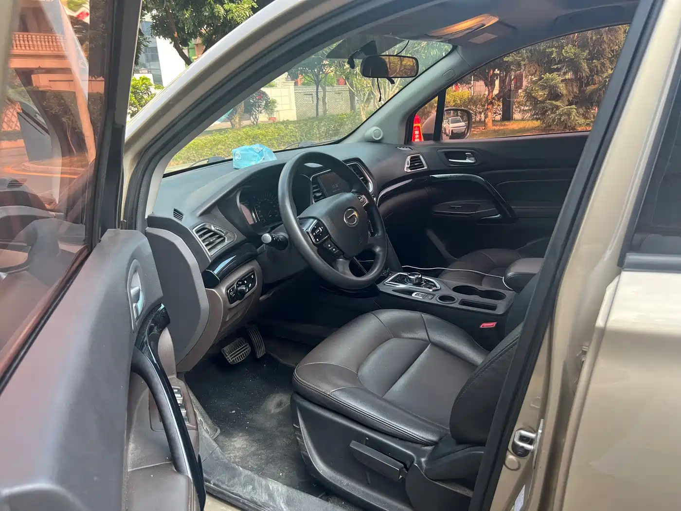 GAC Group GAC Trumpchi PHEV 2018 2019 1.5L Smart Connect Luxury Edition