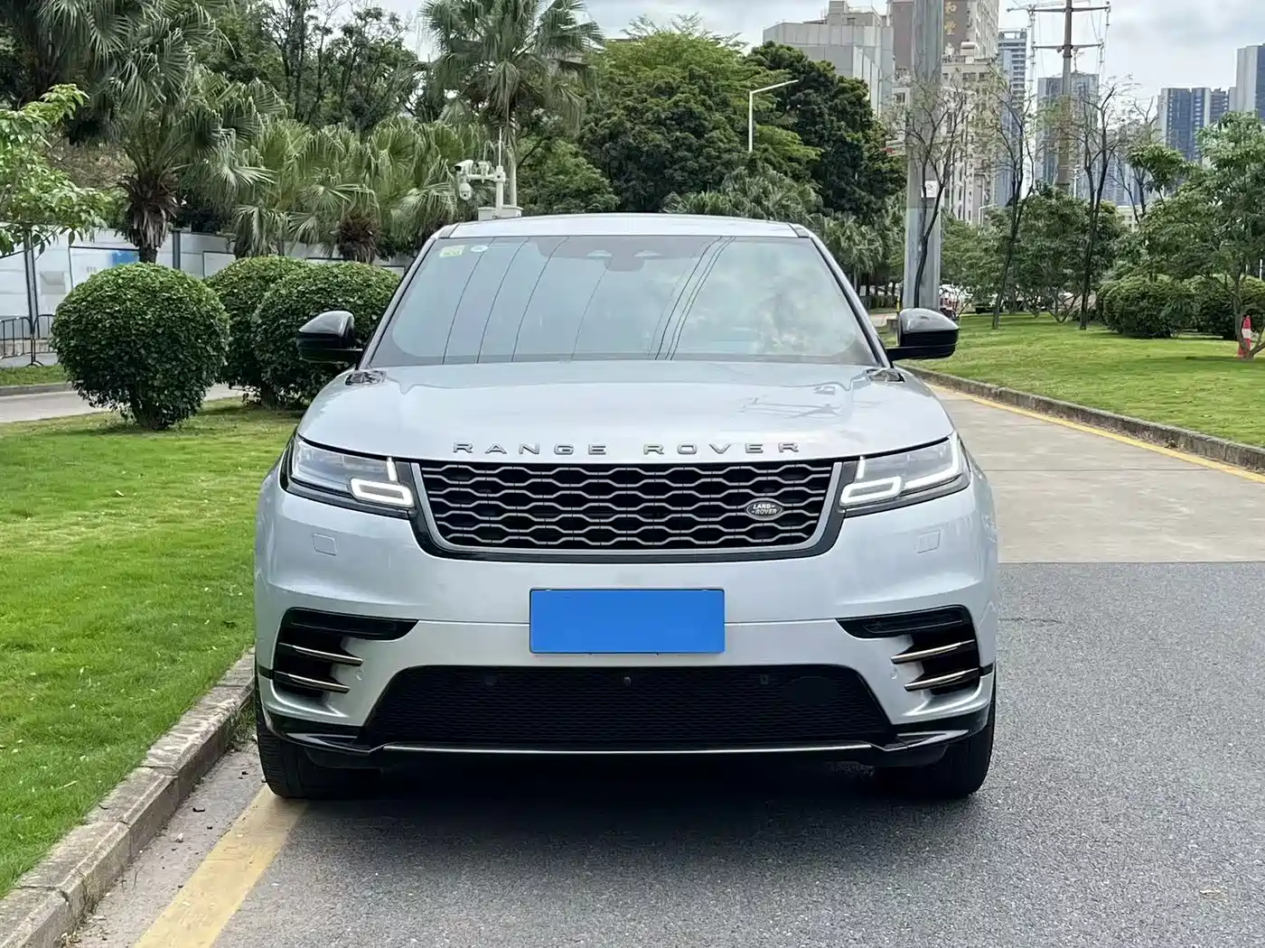Land Rover Range Rover Velar 2021 P340 R-DYNAMIC SE фото 2