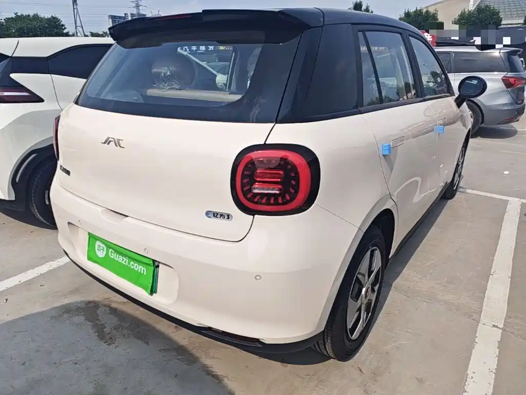 JAC Yiwei Yiwei 3 2025 2024 Beloved Edition 330km Air