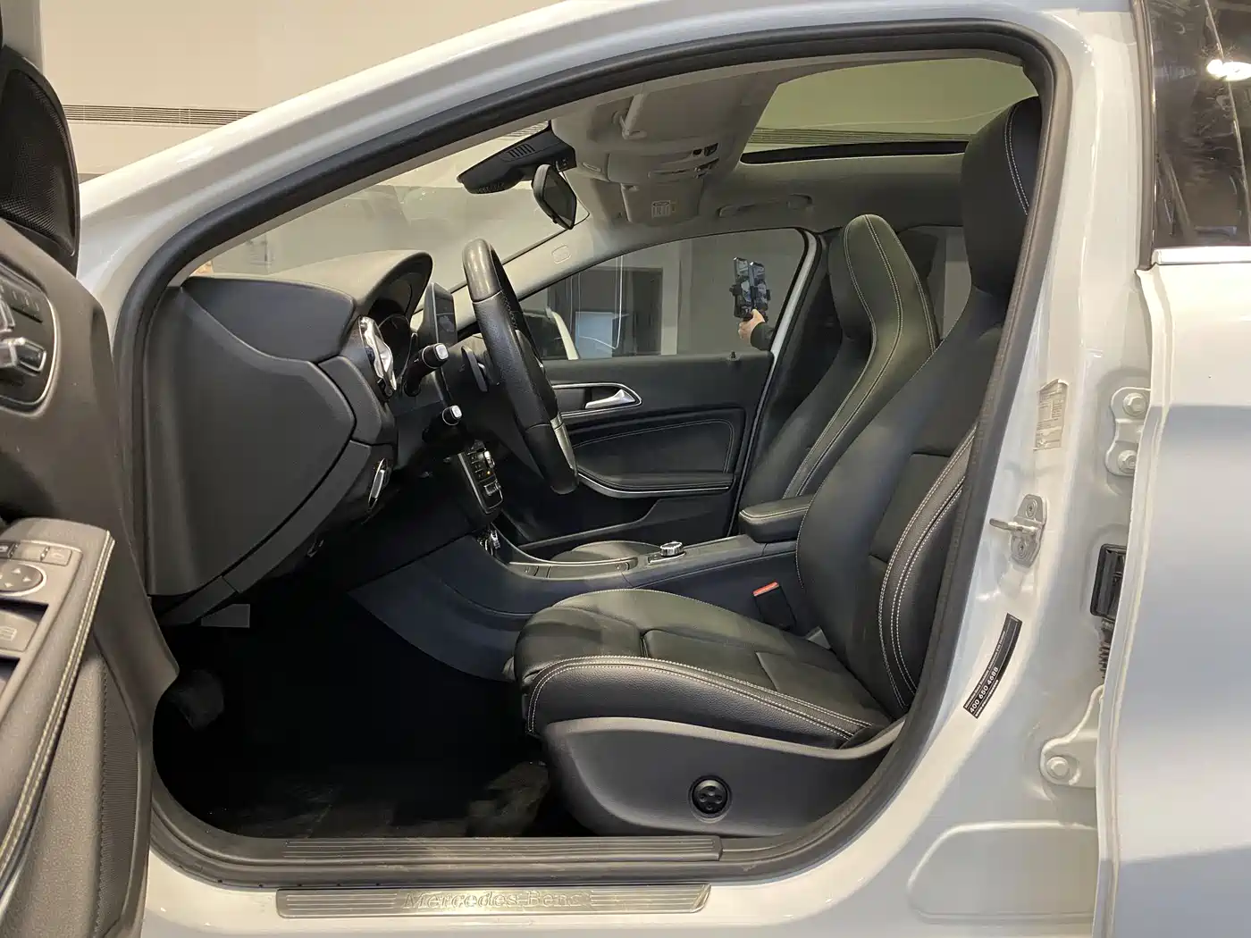 Mercedes-Benz GLA 2017 GLA 200 Dynamic фото 8
