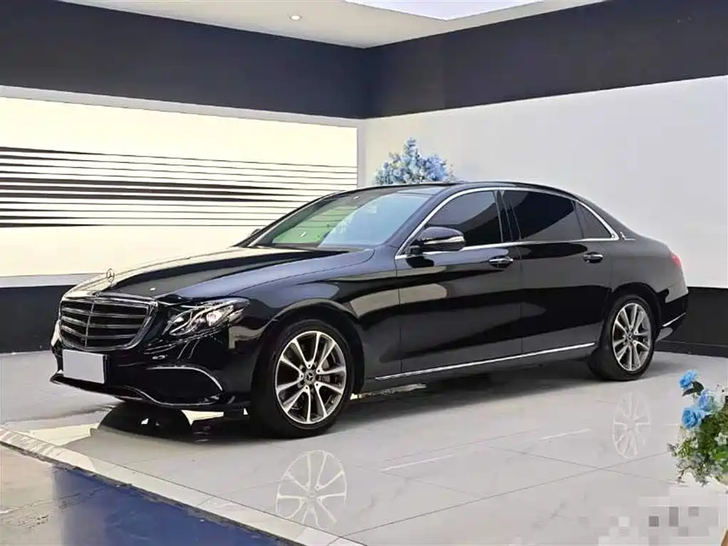 Mercedes-Benz E-Class 2018 E 300 L Luxury