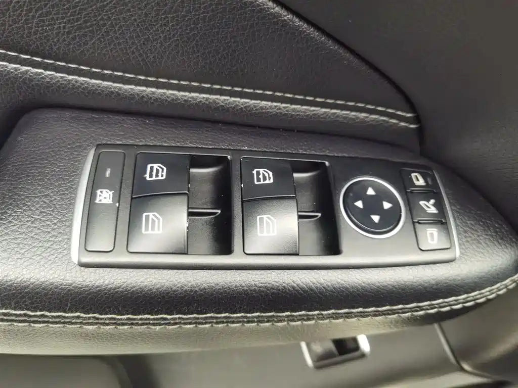 Mercedes-Benz GLE 2017 GLE 320 4MATIC Dynamic фото 9