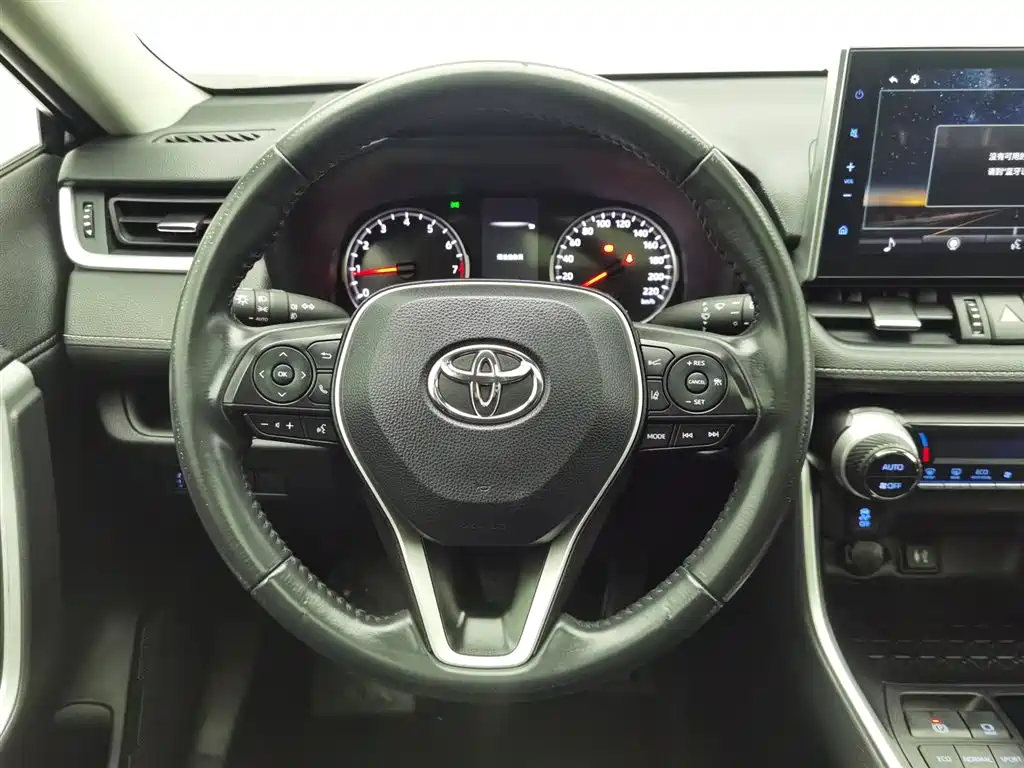 Toyota Wildlander 2022 2.0L CVT FWD Luxury Edition фото 11