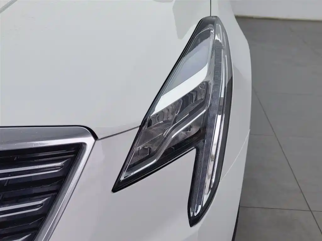 Cadillac XTS 2018 28T Technology фото 7