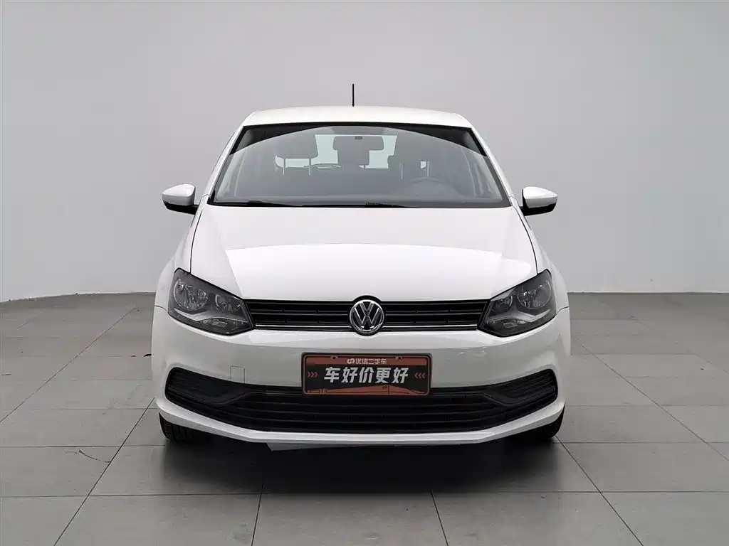 Volkswagen Polo 2016 1.4L Manual Trend фото 3