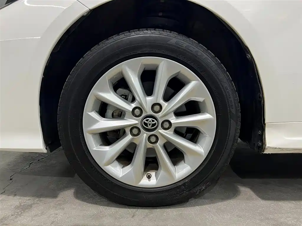 Toyota Corolla 2021 1.2T S-CVT Elite PLUS Edition фото 18