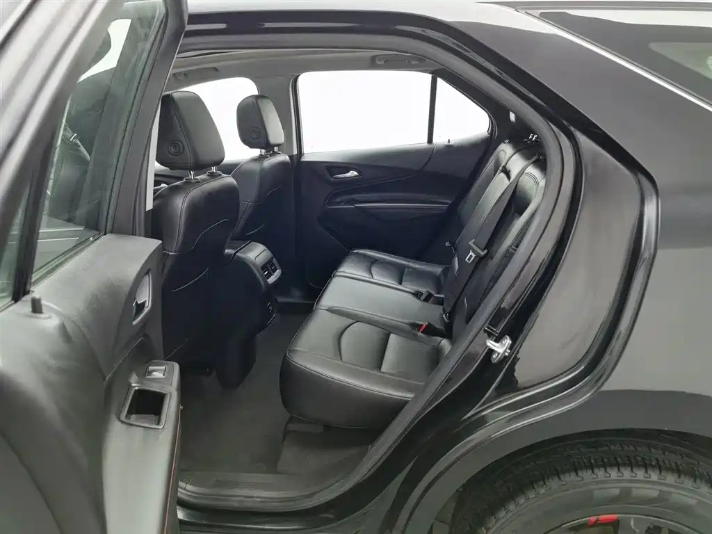 Chevrolet Equinox 2019 Redline 550T Automatic AWD Explorer RS Edition (China V) фото 15