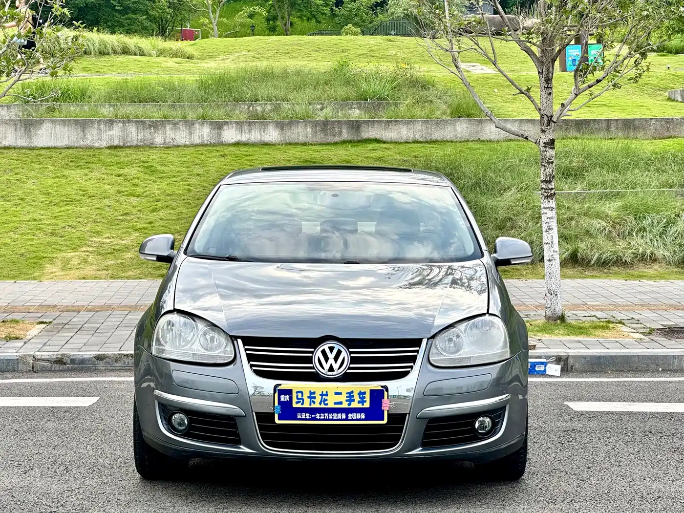 Volkswagen Sagitar 2010 1.4TSI Automatic Luxury фото 2