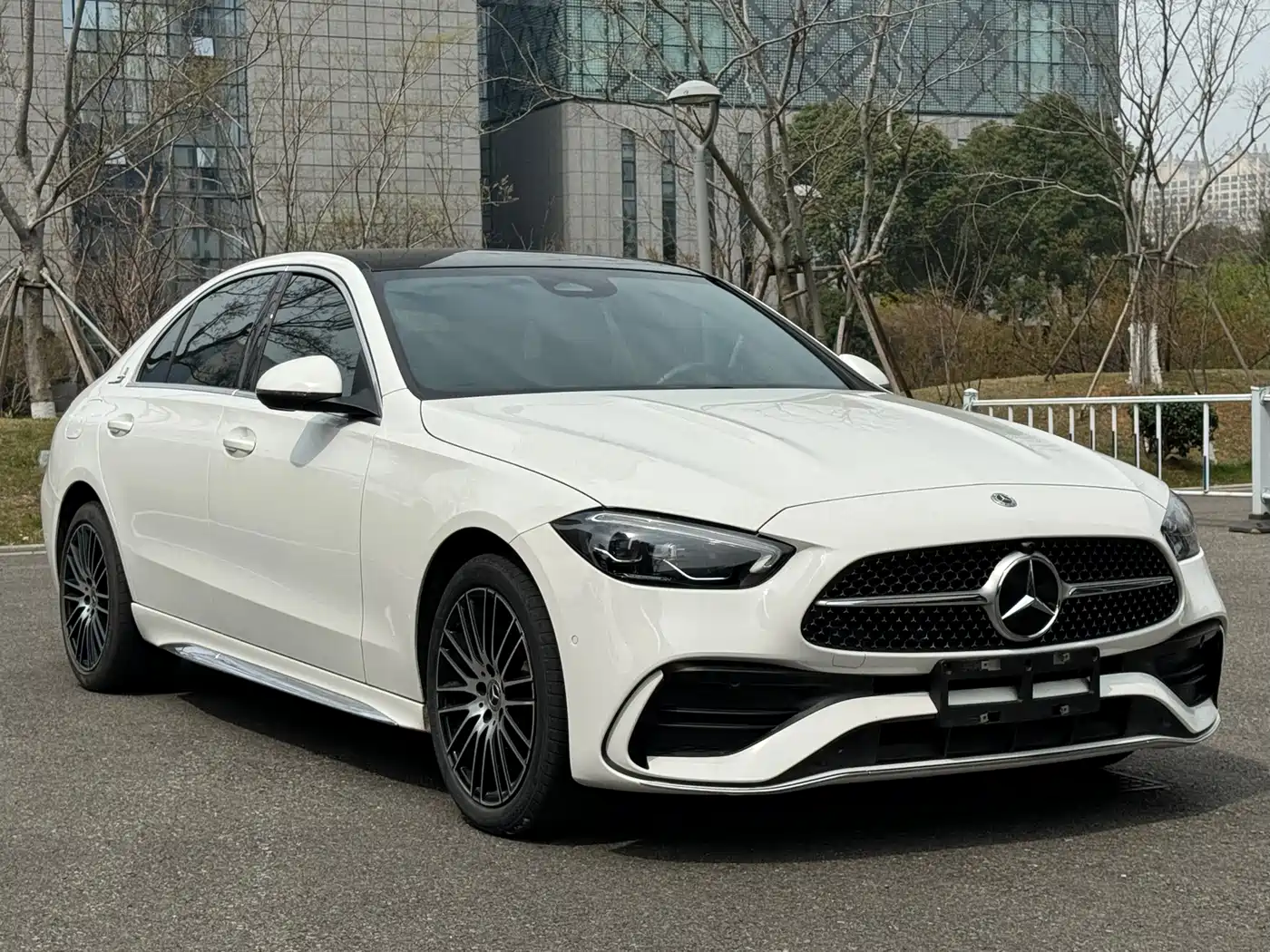 Mercedes-Benz C-Class 2023 C 260 L Night Edition Sport фото 3