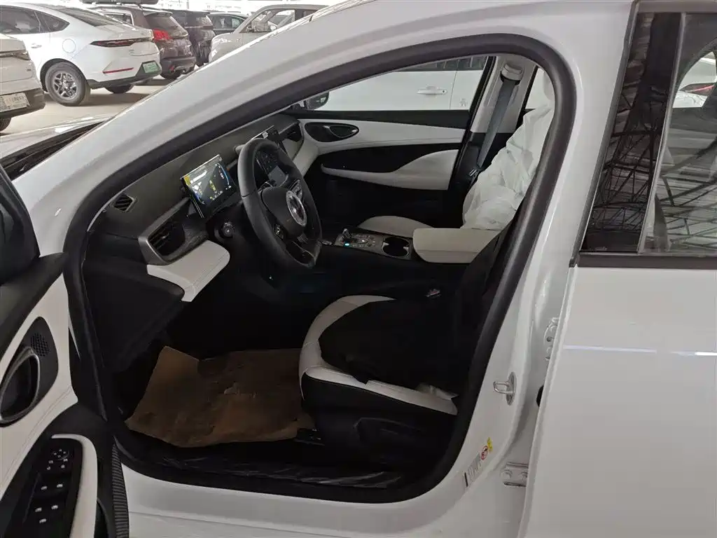 BYD Hai Bao 05 DM-i 2025 DM-i Smart Drive Edition 55KM Luxury фото 12