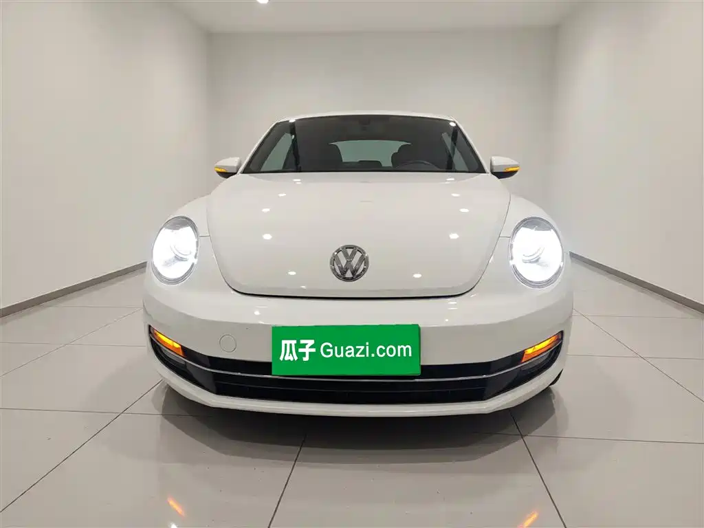 Volkswagen Beetle 2013 1.4TSI Fashion Edition фото 3