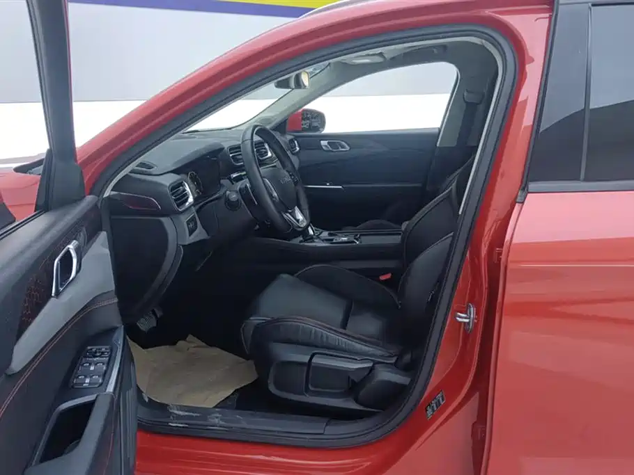 Lynk & Co 02 2018 1.5T DCT 2WD Power Edition China V фото 9