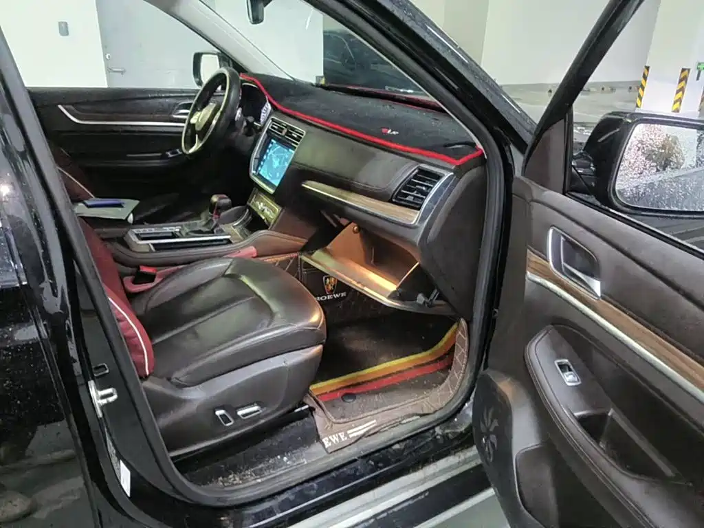 Roewe RX8 2019 2019 30T Intelligent Internet 2WD Flagship Edition