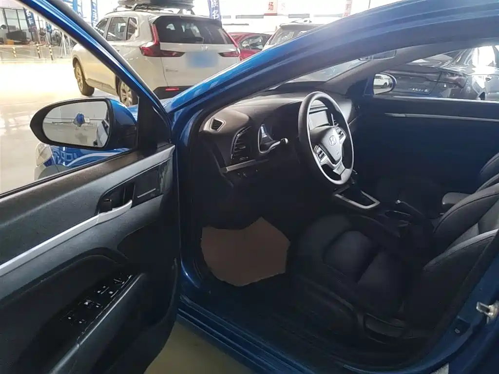 HYUNDAI LEAD