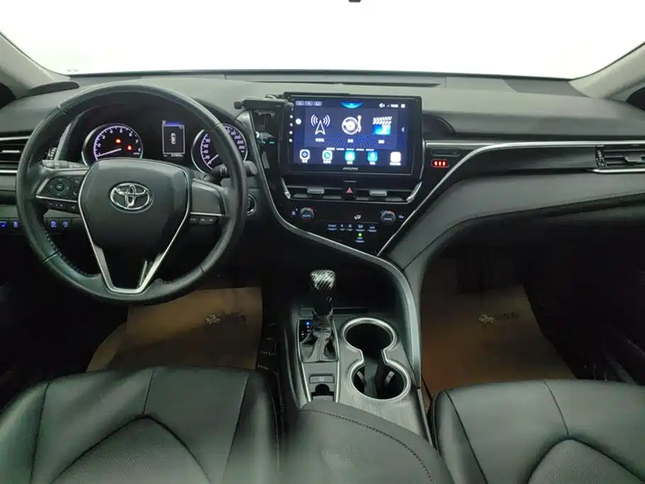 Toyota Camry 2022 2.0GVP Leading Edition фото 12