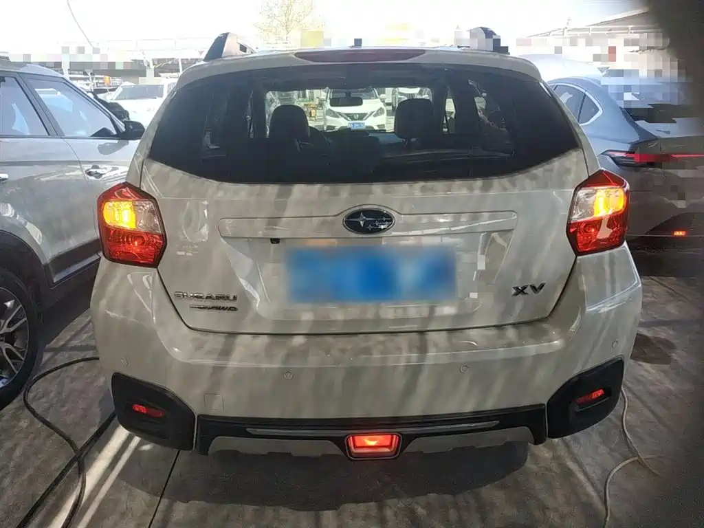 Subaru XV 2014 2.0i Comfort фото 6