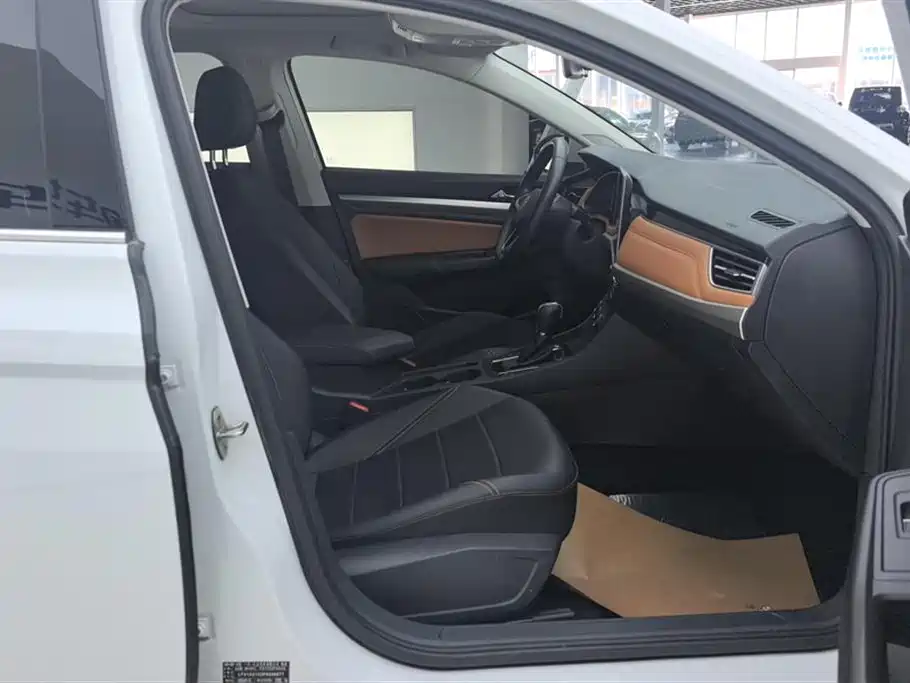 Volkswagen Bora 2023 200TSI DSG Yuexing PRO Edition фото 8