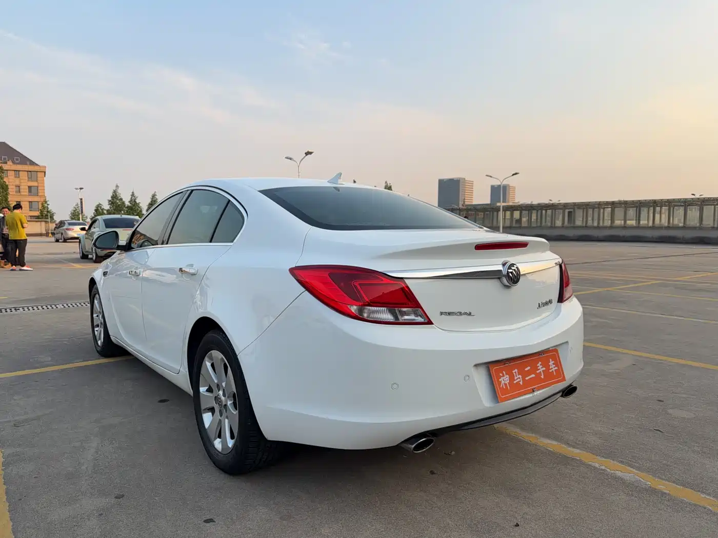 Buick Regal 2012 Model 2.0L Luxury фото 4