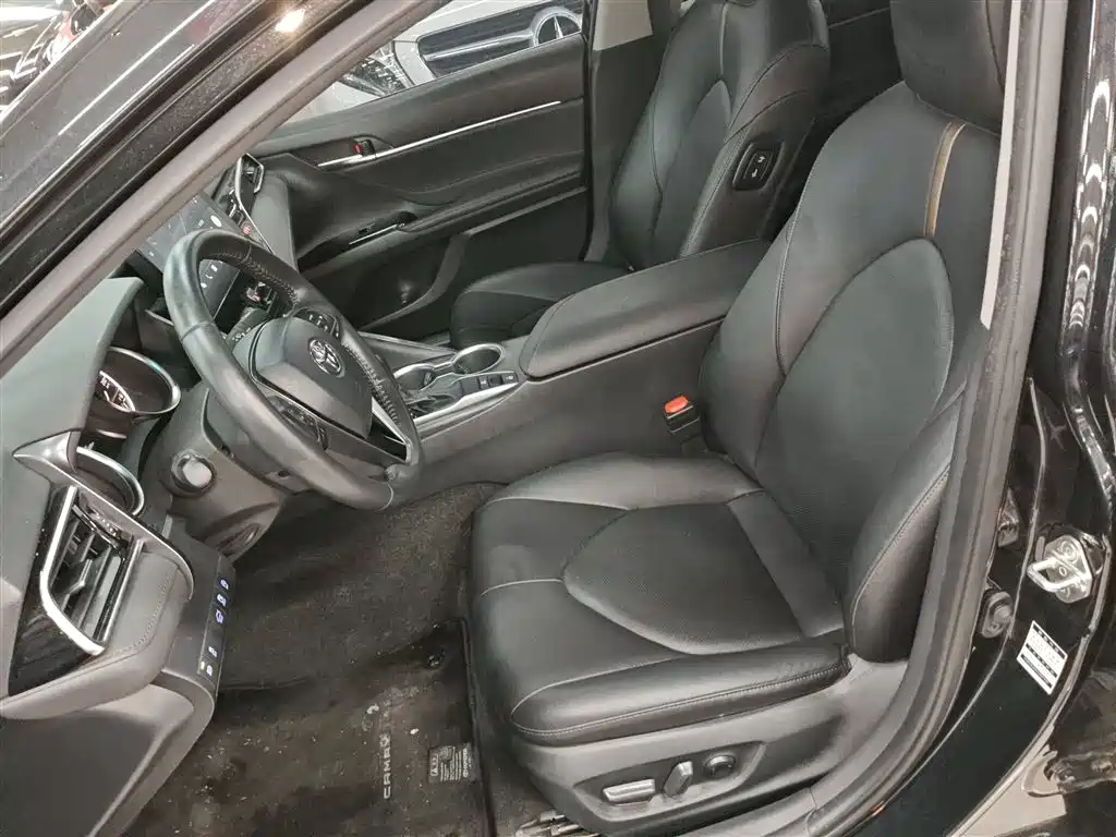 Toyota Camry 2021 2.0G Luxury Edition фото 15