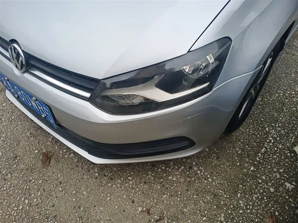 Volkswagen Polo 2016 1.4L Automatic Trend фото 24