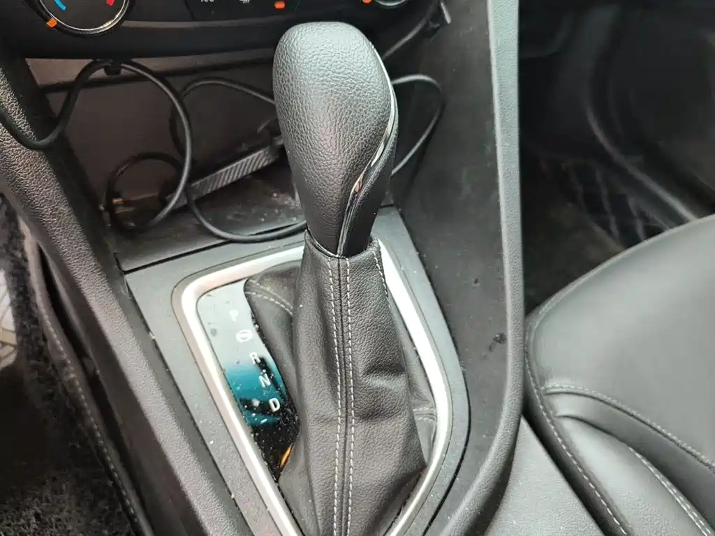 Buick Excelle 2021 Facelift 1.3T Auto Mild Hybrid Elite фото 11