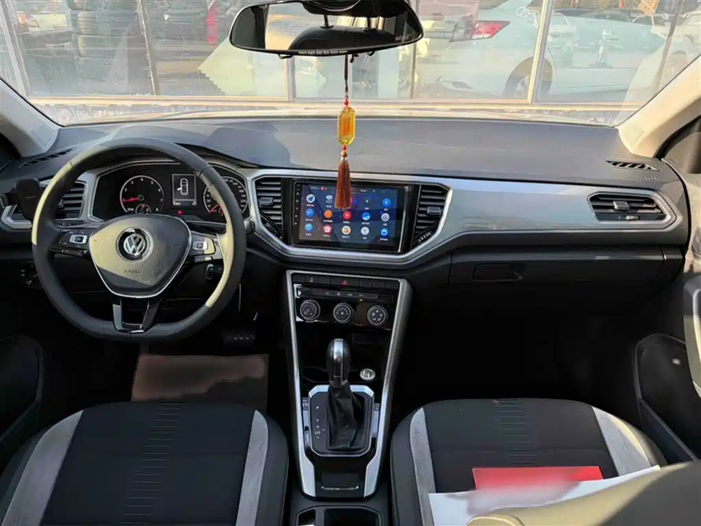 Volkswagen T-ROC 2018 230TSI DSG 2WD Progressive China VI фото 23