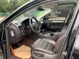 Фото 6 - Volkswagen Touareg